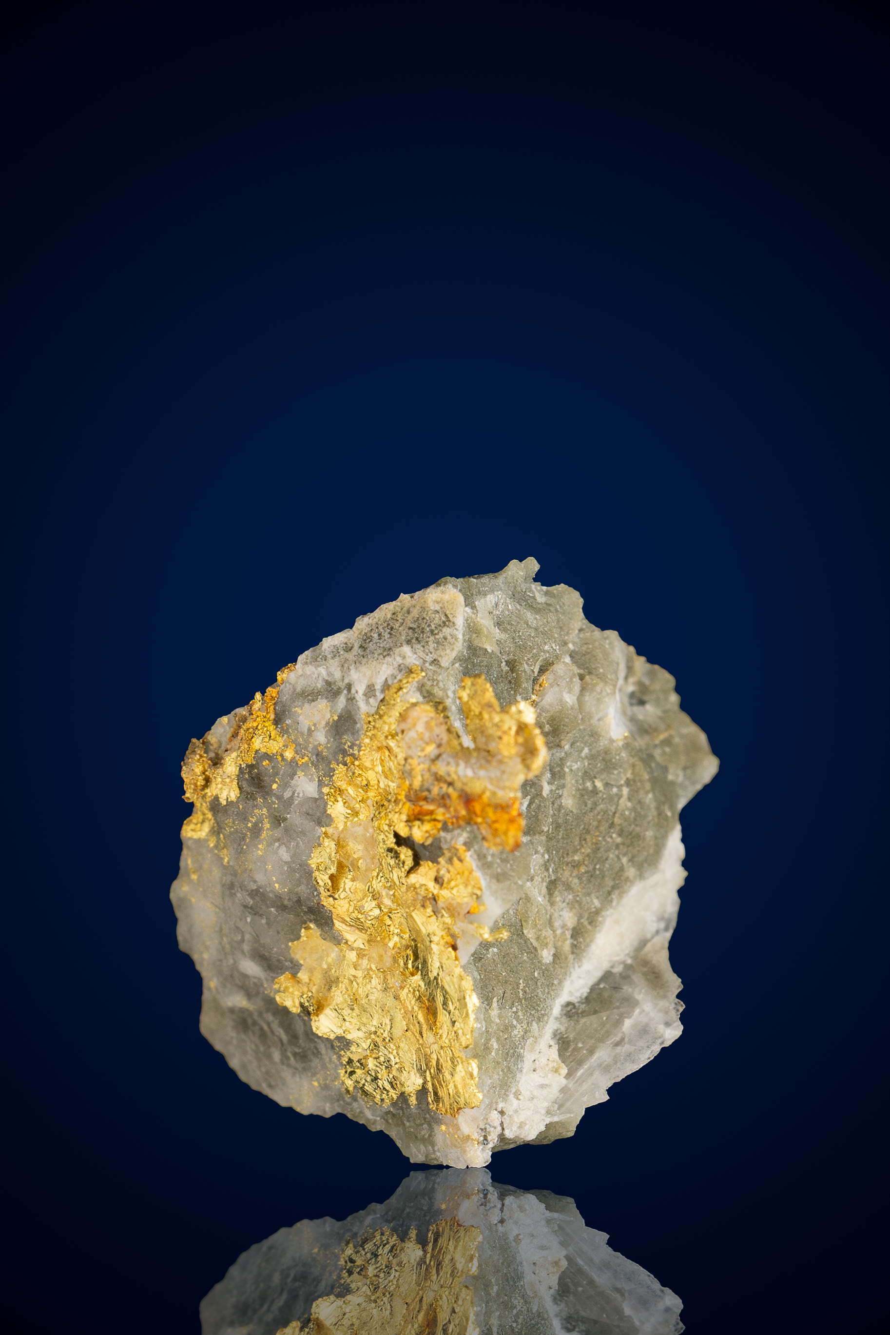 (image for) Chunky, Dynamic Natural Gold Quartz Nugget - Alleghany Mining District, CA - 5.91 grams